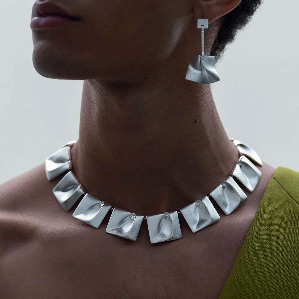 Kalevala Planetaariset laaksot kaulakoru, hopea - Image 5